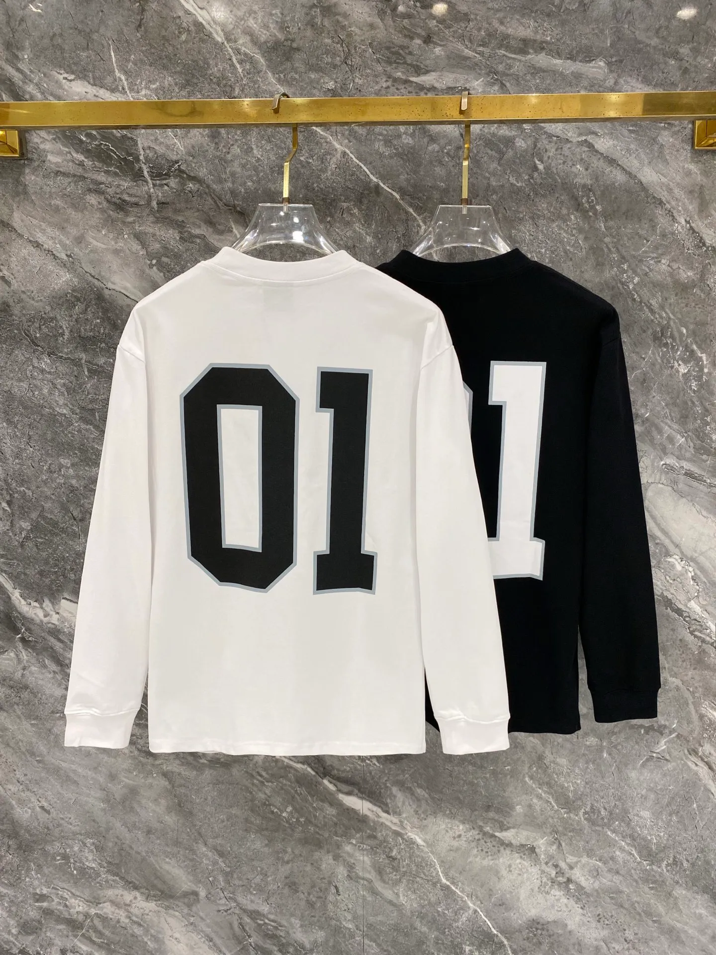 BALENCIAGA 420 : Sizes:S-XL